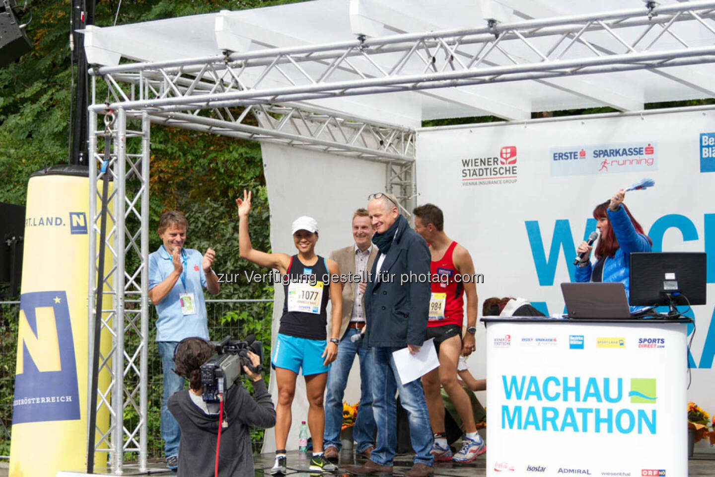 Annabelle Mary Konczer, Siegerin Viertelmarathon Damen, Wachau Marathon 2014