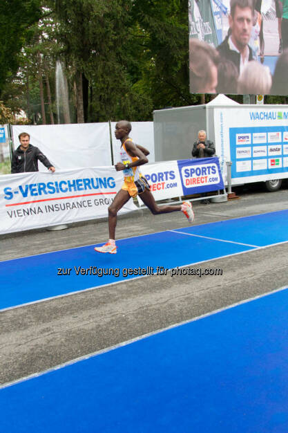 Bett Bernard-Kiplangat, 2. Platz Halbmarathon Herren, Wachau Marathon 2014, © Milena Ioveva  (14.09.2014) 