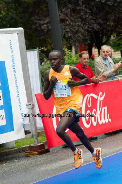 Ngeny Fredrich-Kipchumba, 4. Platz Halbmarathon Herren, Wachau Marathon 2014, © Milena Ioveva  (14.09.2014) 