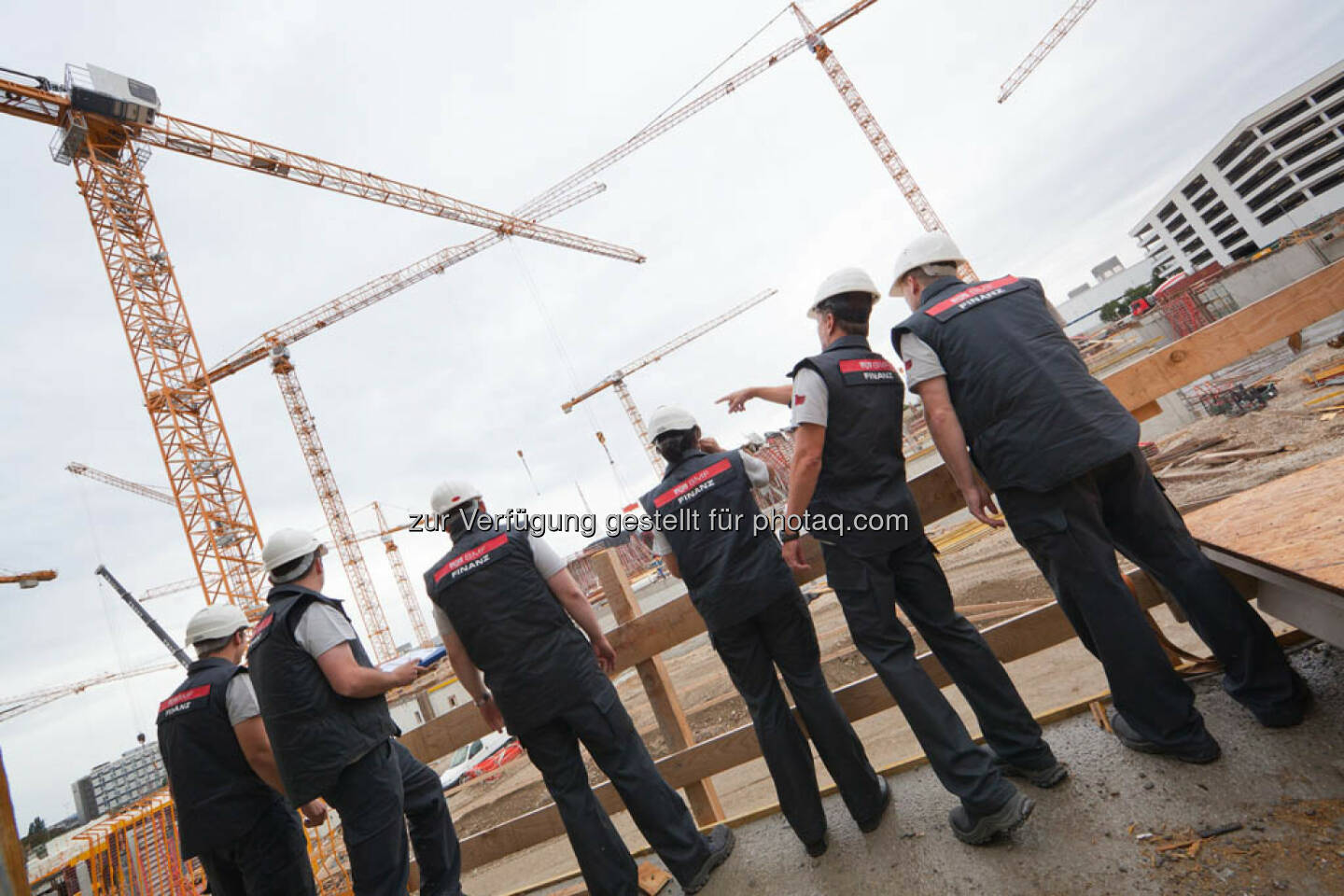 Einsatz der Finanzpolizei bei einer Großbaustelle