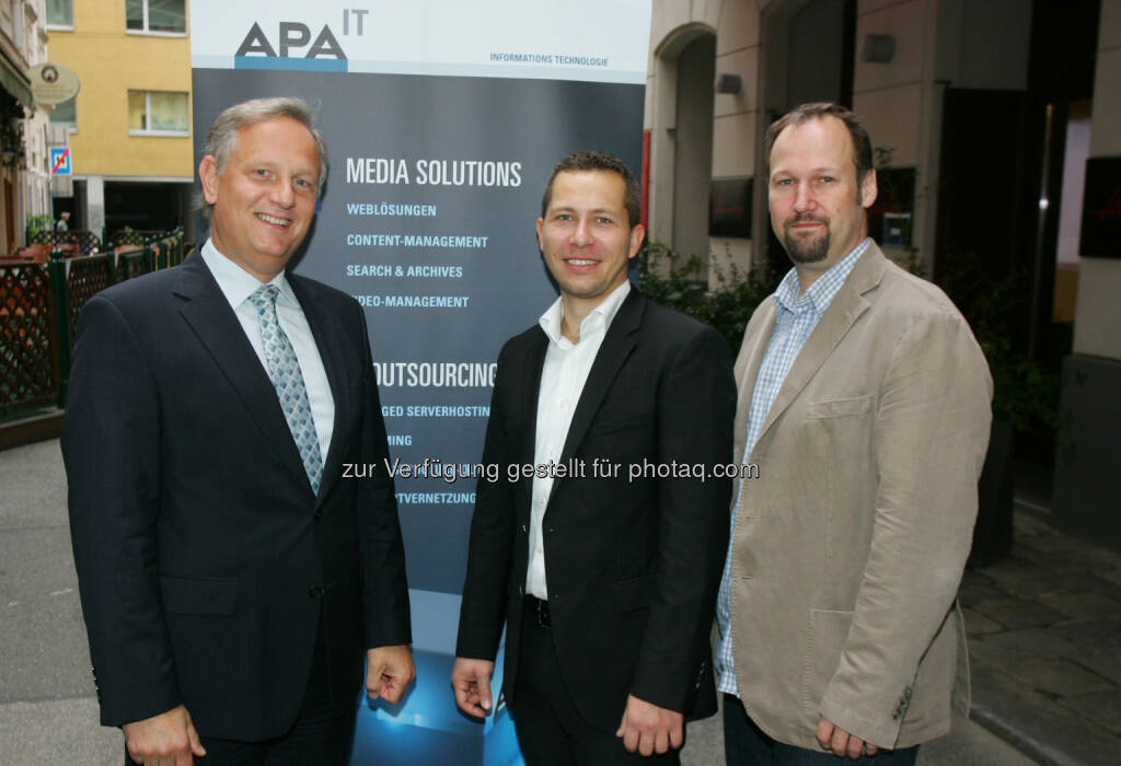 Alexander Falchetto (Geschäftsführer APA-IT), Florian Rätzer (Channel Manager ProfitBricks) und Holger Höttl (Geschäftsführer fotografie.at): APA-IT Informationstechnologie GmbH: Mit Cloud Computing 2.0 zur optimalen IT-Infrastruktur, © Aussendung (26.09.2014) 