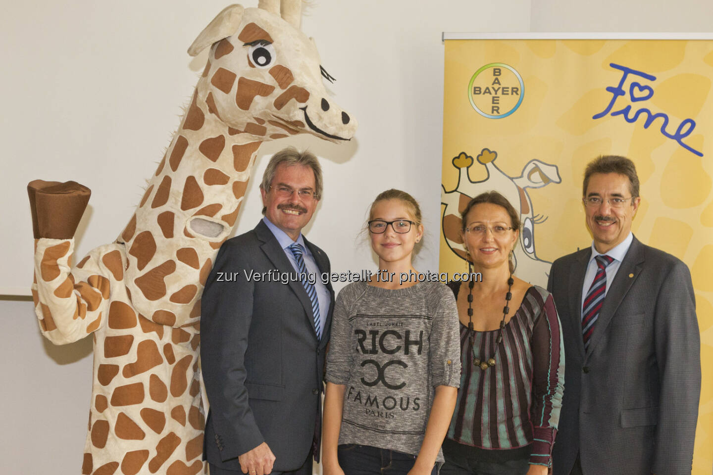 Landesrat NOE Karl Wilfing, Elena Schaefer, Ursula Schneider Oberaerztin Universitaetsklinikum St. Poelten und Martin Hagenlocher Geschaeftsfuehrer Bayer AustriaBayer Austria Ges.m.b.H.: Fine Kids Treffen: Bayer Austria bietet Forum zum Umgang mit Diabetes im Kinderalltag