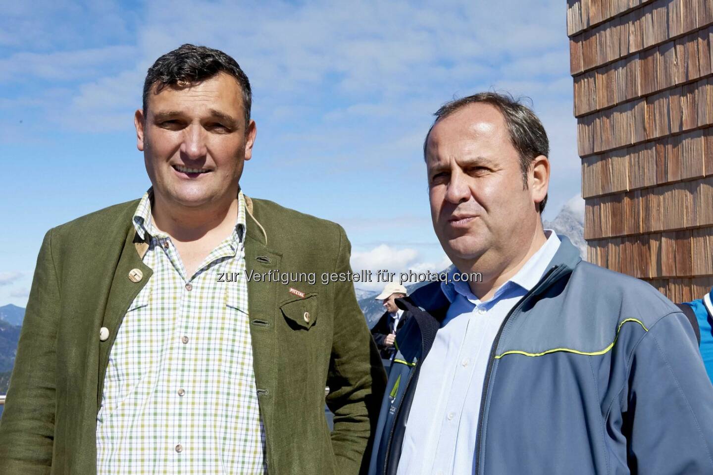 LLI AG-Vorstandsvorsitzender Josef Pröll, Gardekommandant Stefan Kirchebner