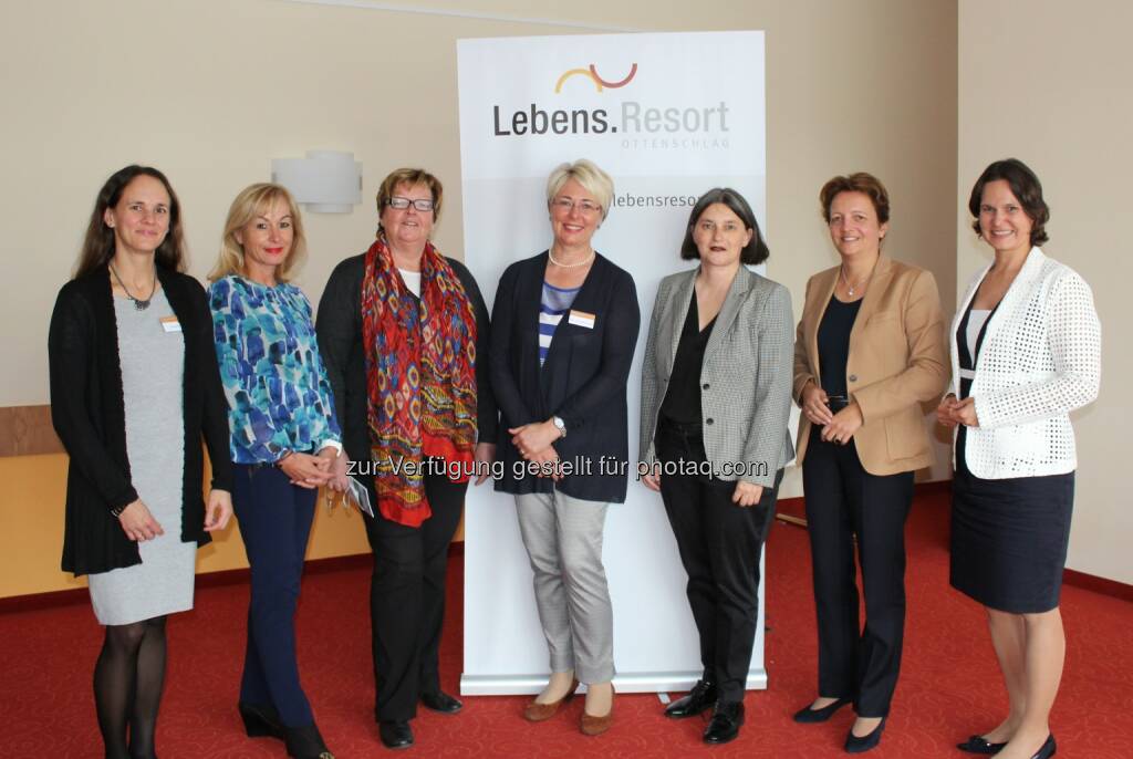 Sigrid Ruth, Univ.-Prof. Anita Rieder, Univ.-Prof. Henriette Walter, Prim. Christiane Handl, Christa Kolodej, Karin Weißenböck und Christina LohningerXundheitswelt - Von Natur aus gut für Gesundheit und Wohlbefinden.: Arbeit und Psyche im Lebens.Resort Ottenschlag (30.09.2014) 