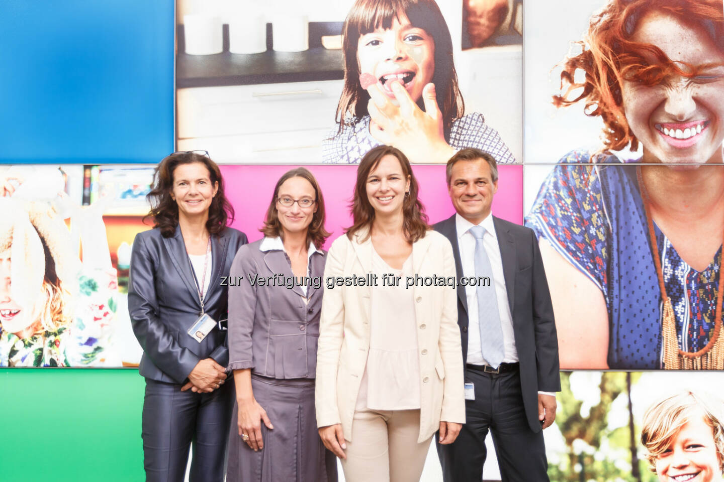 Christiane Noll, Director Public Sector, Sandra Micko, Director Human Ressources, Familienministerin Sophie Karmasin und Georg Obermeier, General Manager Microsoft Österreich: Bundesministerium für Familien und Jugend: Karmasin informiert sich über Ansatz des Neuen Arbeitens bei Microsoft Österreich