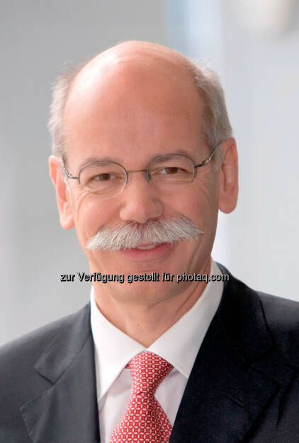 Dieter Zetsche, Vorsitzender des Vorstands der Daimler AG und Leiter Mercedes-Benz Cars erhält Eurostar von Automotive News Europe., © Aussendung (02.10.2014) 