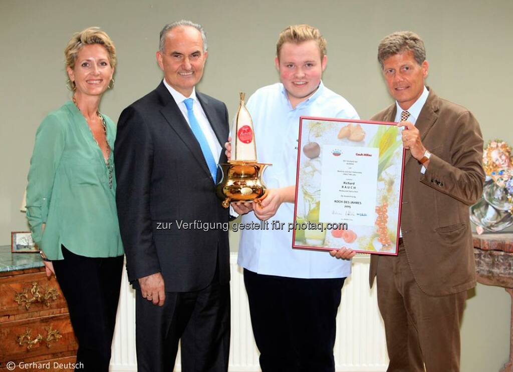 Agranag und Gault&Millau haben Richard Rauch, den jungen Küchenchef aus der Steiermark, mit der begehrtesten Auszeichnung in der heimischen Gastronomiebranche „Koch des Jahres 2015“ ausgezeichnet. (06.10.2014) 