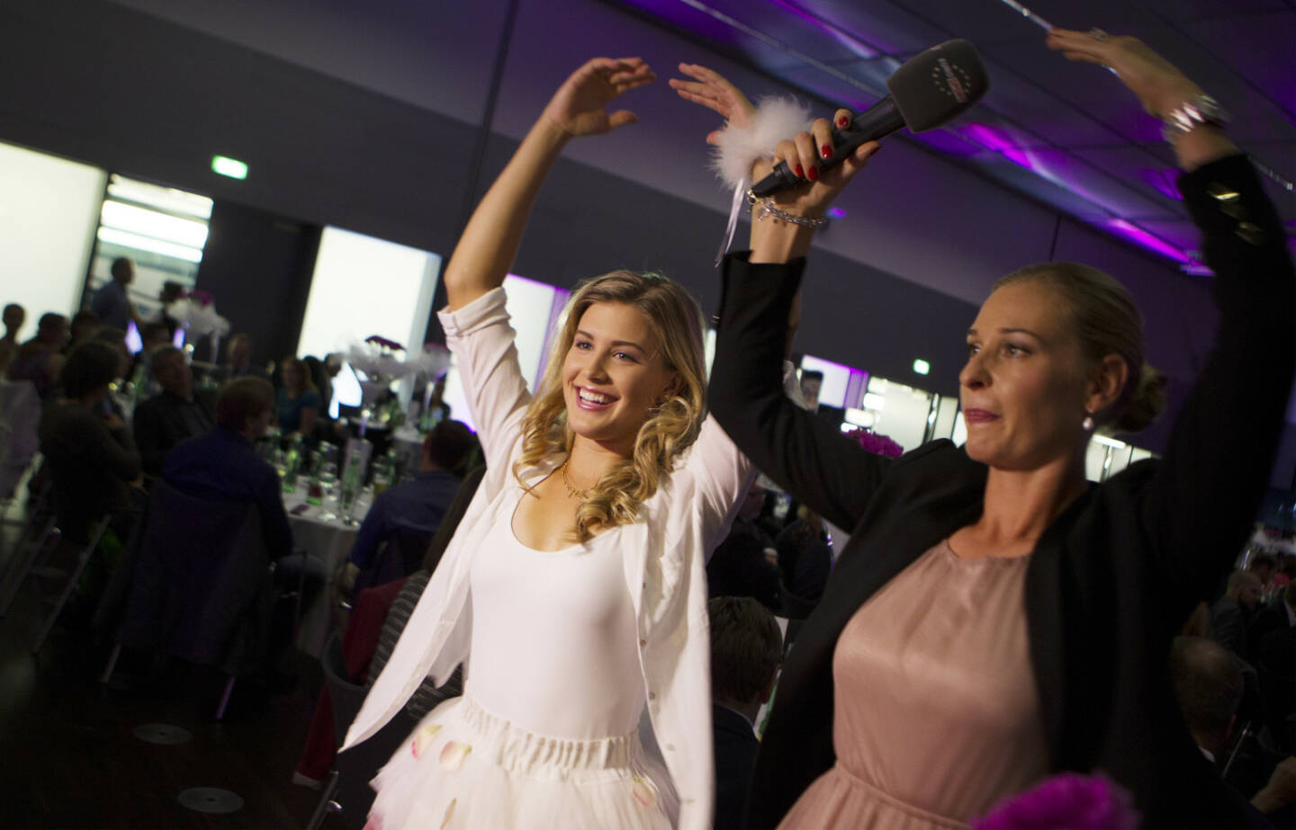 Eugenie Bouchard und Barbara Schett-Eagle bei der Players Party der Generali Ladies Linz /WTA TourPhoto: GEPA pictures/ Matthias Hauer