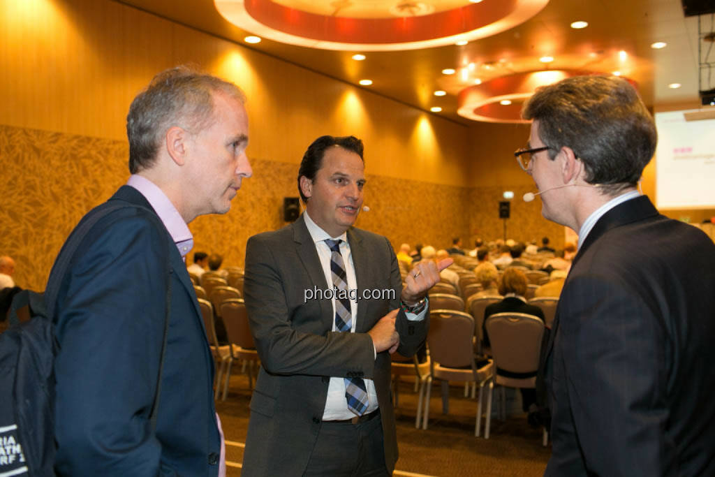 Christian Drastil, Jens Korte (Wirtschaftsjournalist), Heiko Geiger (Vontobel), © photaq/Martina Draper (09.10.2014) 