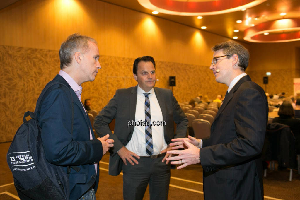 Christian Drastil, Jens Korte (Wirtschaftsjournalist), Heiko Geiger (Vontobel), © photaq/Martina Draper (09.10.2014) 