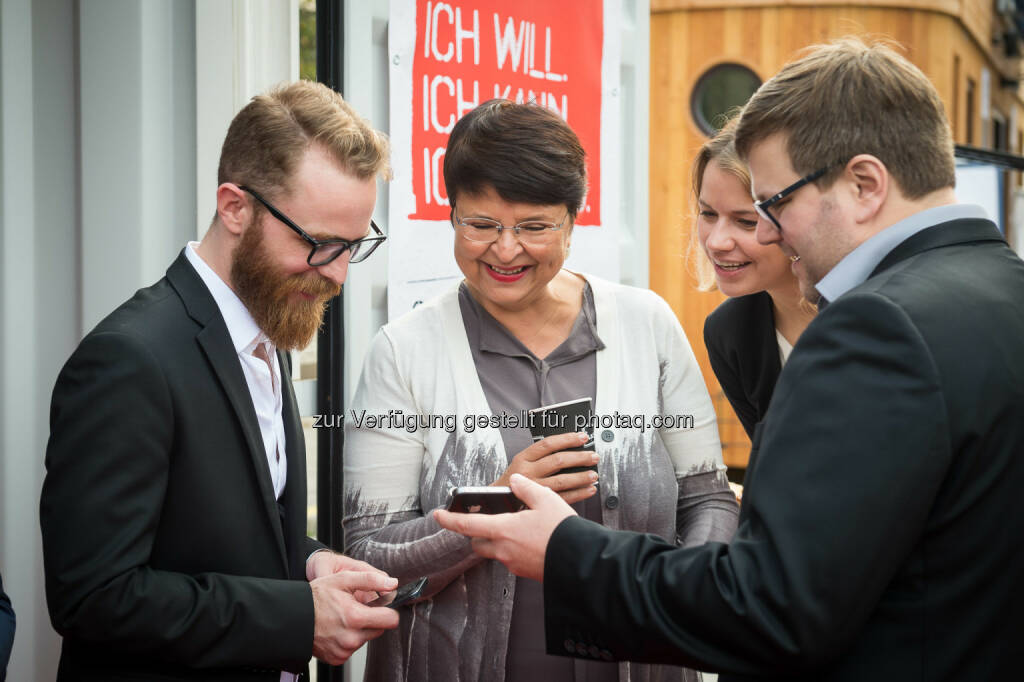 Daniel Cronin von Austrian Startups, Vizebürgermeisterin Renate Brauner: PID Presse- und Informationsdienst der Stadt Wien: Großer Andrang beim ersten Wiener Start-up Tag!, © Aussender (11.10.2014) 