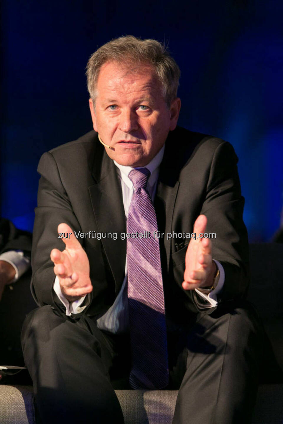 Eduard Zehetner, CEO Immofinanz Group, http://blog.immofinanz.com/de/2014/10/15/talk-im-tower-afrika-fass-ohne-boden-oder-entwicklungsraum-mit-potenzial-/