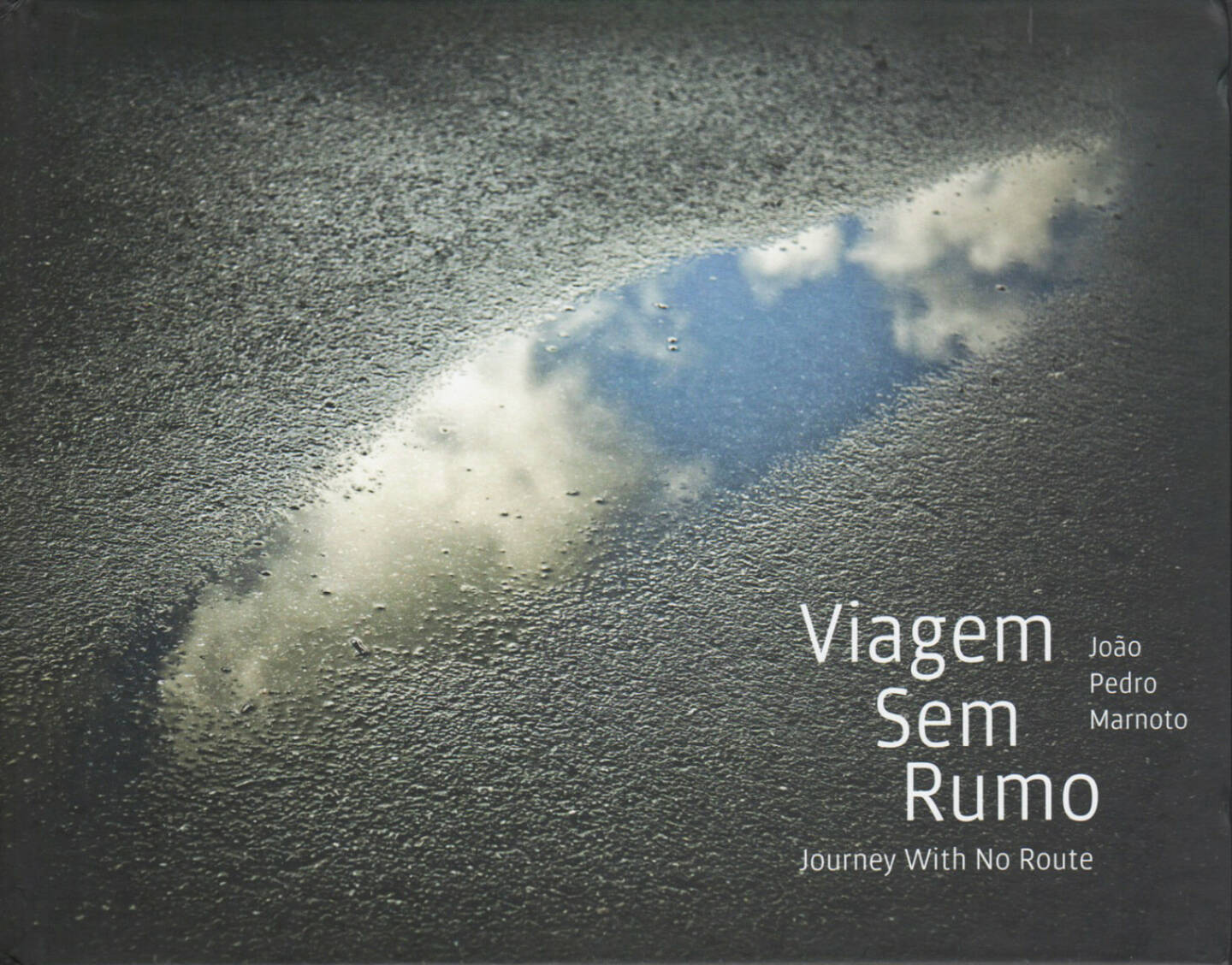 João Pedro Marnoto - Viagem Sem Rumo, Media Utopia 2014, Cover - http://josefchladek.com/book/joao_pedro_marnoto_-_viagem_sem_rumo