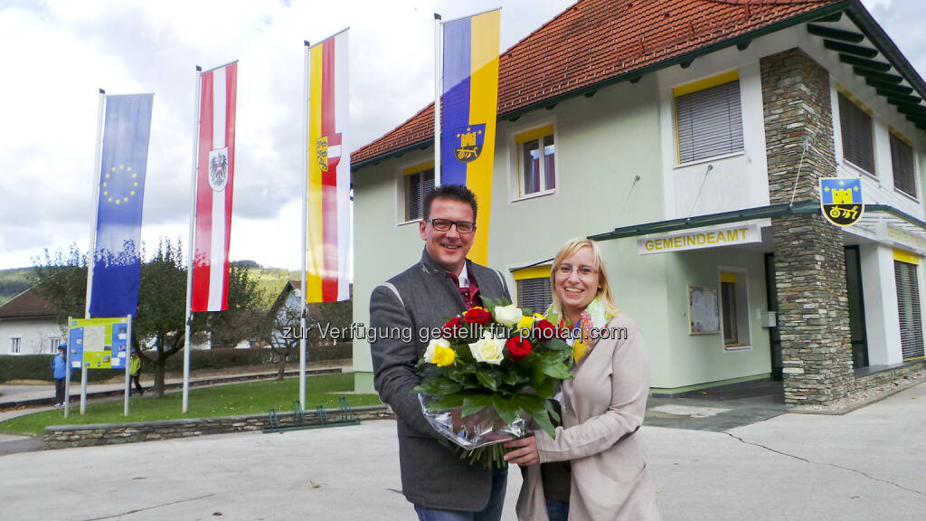 BZÖ-Korak: LAbg. Willi Korak gratuliert Tamara Skubel zur Vizebürgermeisterin (23.10.2014) 