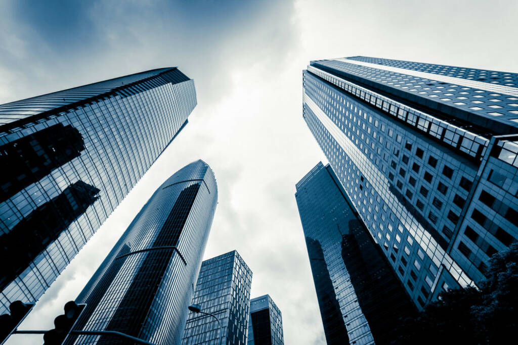 Immobilien, Wolkenkratzer, Hochhaus, http://www.shutterstock.com/de/pic-157538249/stock-photo-shanghai-lujiazui-business-district.html (24.10.2014) 