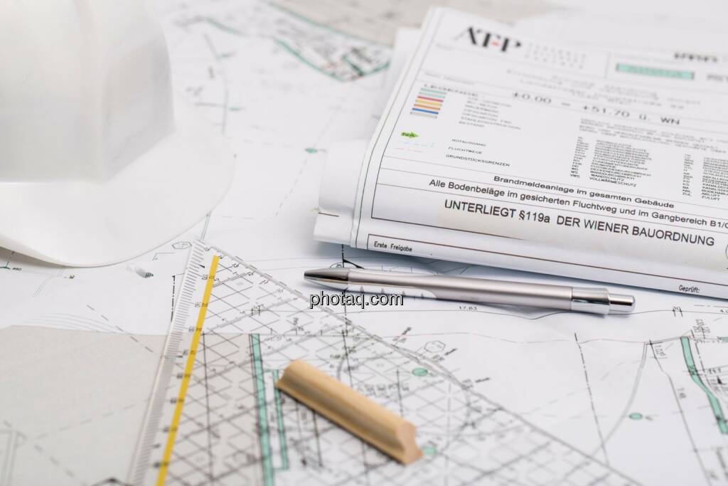 Bau, Bauplan, Helm, Bauordnung, Lineal, Plan (24.10.2014)