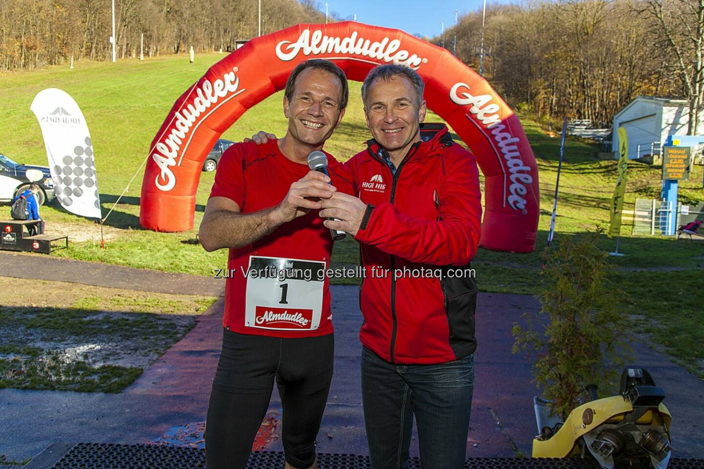 Teilnehmer Alexander Rüdiger und Organisator Martin Dolezal Snowsports GmbH: King of the Hills - High Hills-Hohe Wand Wiese - der ultimative Bergsprint am 9.11.