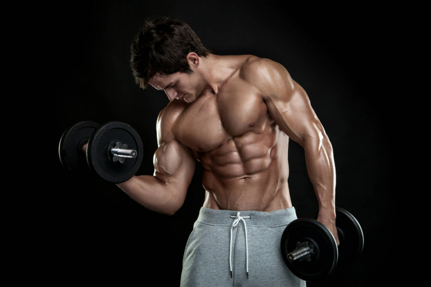 Männer, Bodybuilder, Muskeln, Sport, Kraft, stark, Stärke, Power, http://www.shutterstock.com/de/pic-179500097/stock-photo-muscular-bodybuilder-guy-doing-exercises-with-dumbbells-over-black-background.html