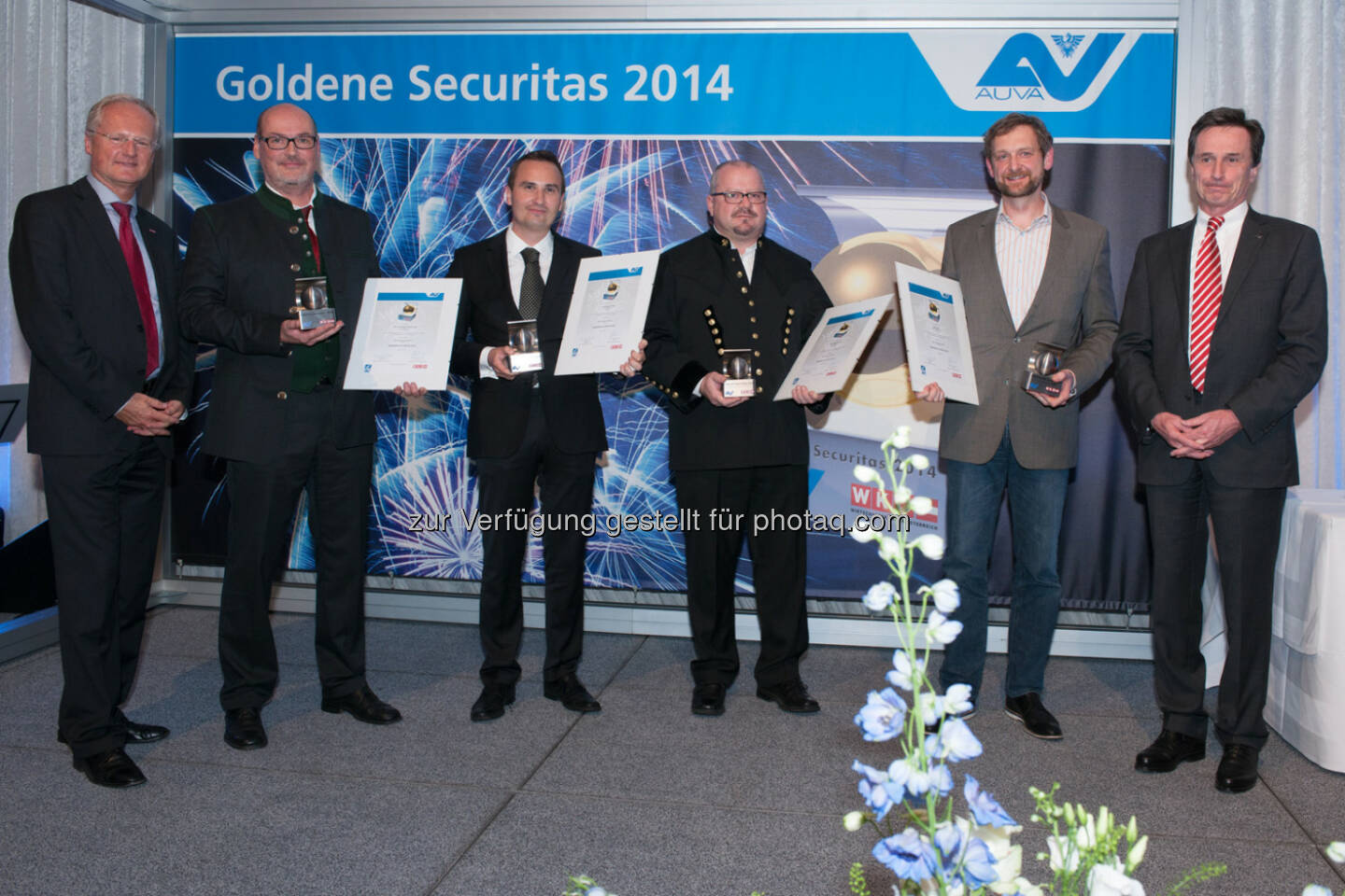 Martin Gleitsmann (WKÖ), Wolfgang F. Pöttinger (Pöttinger GmbH), Alexander Bauer (Loytec electronics GmbH), Gerhard Fuchs (Imerys Talc Austria GmbH), Christopher Mayr (Milupa Ges.m.b.H.) und Peter Vavken (AUVA): Sieger der KategorieSicher und gesund arbeiten, Verleihung der Goldenen Securitas 2014