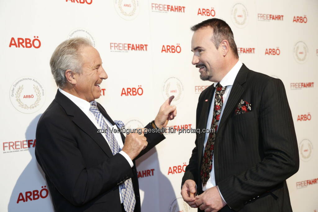 ARBÖ-Präsident Heinz Hofer und ARBÖ-Generalsekretär  Gerald Kumnig: ARBÖ: Citröen Cactus, BMW i3 und Porsche Macan gewinnen beim 31. Großen Österreichischen Automobil-Preis 2014, © Aussendung (07.11.2014) 