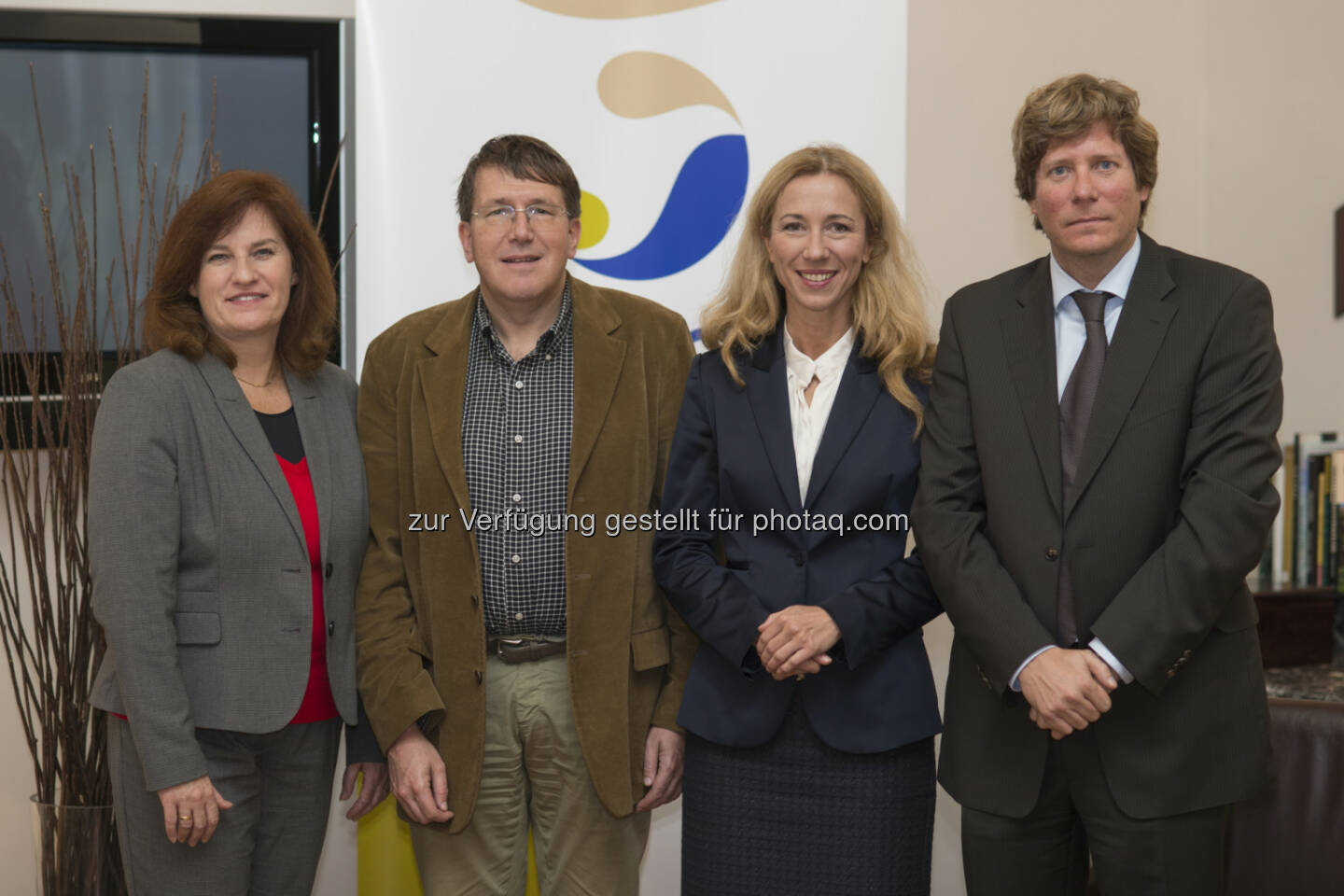 Gabriele Ostermann (Sanofi), Prim. Univ.-Prof. Peter Fasching (Wilhelminenspital der Stadt Wien), Sabine Radl (Sanofi), Wolfgang Habacher (Joanneum Research Forschungsgesellschaft mbH): sanofi-aventis GmbH: Aktuelle Studie: Diabetes mellitus verursacht in Österreich jährliche Kosten von 1,94 Mrd. Euro