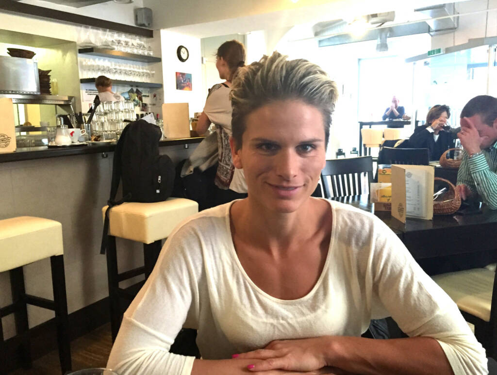 Mit Elisabeth Niedereder (Tristyle) bei motiwirtin.at im Talk über ein Pro-Running-Team (09.11.2014)