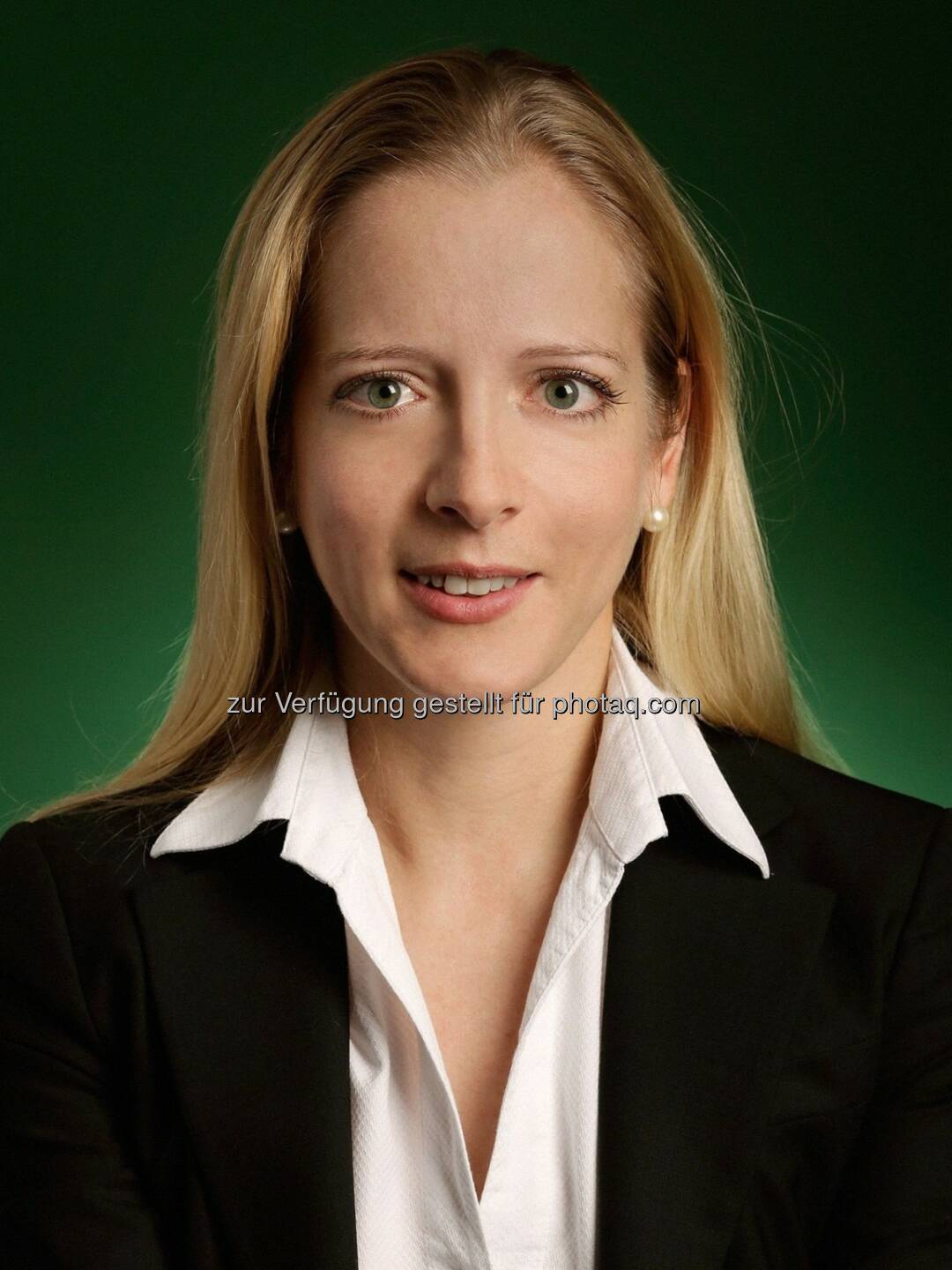 Erika Pircher-Eschig, 34, ist seit Anfang des Jahres für Wolf Theiss als Counsel tätig. Nach ihrer Ausbildung im Wiener Büro der Sozietät arbeitete Pircher-Eschig seit 2008 in London, unter anderem bei Allen & Overy LLP (zuletzt als Senior Associate) (c) Wolf Theiss