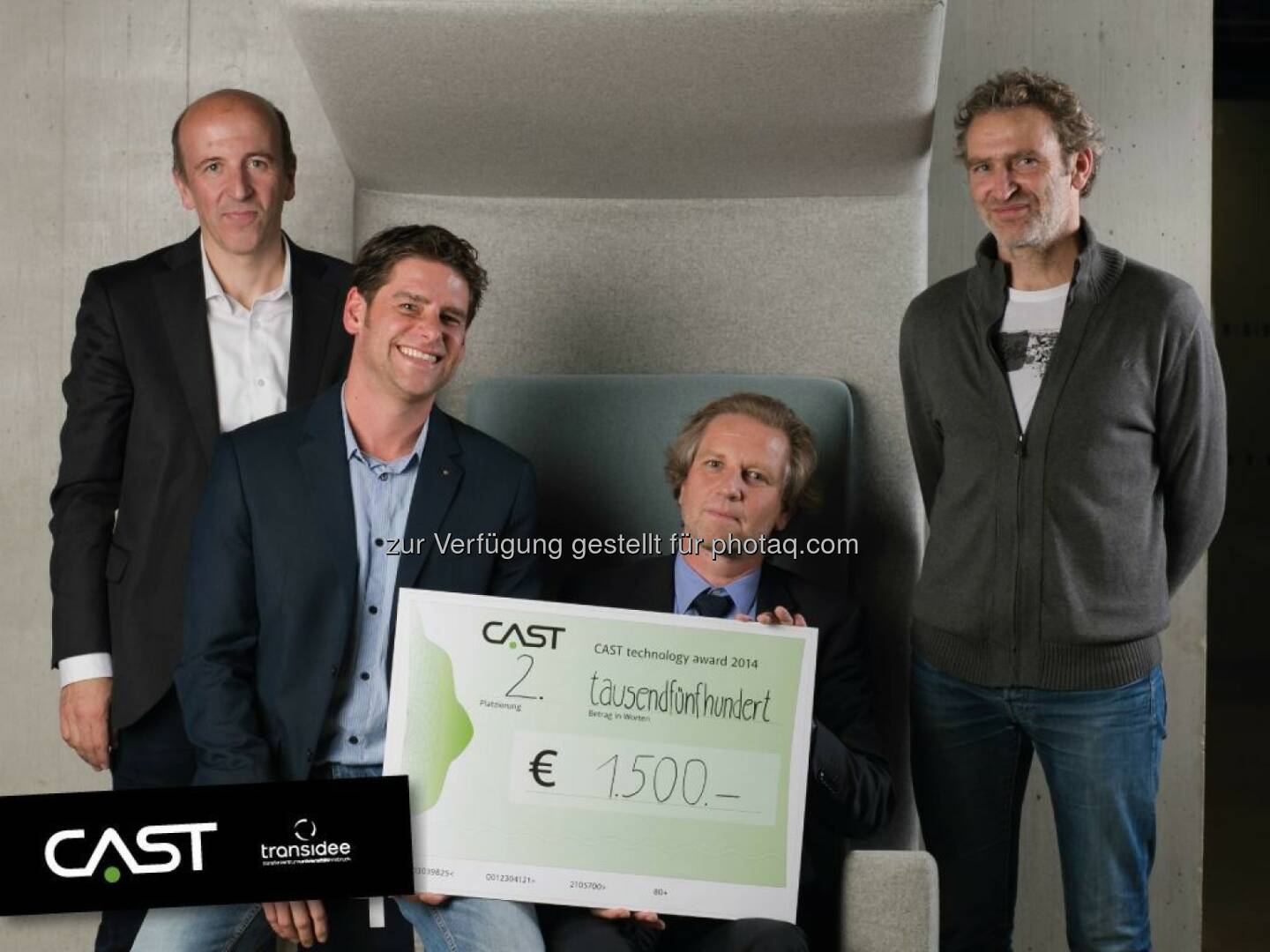 Florian Becke (CAST), Thomas Obholzer (MCI), Ronald Stärz, und Günter Scheide (transidee: )MCI Management Center Innsbruck: MCI Forscherteam erringt 2. Platz beim Cast Technology Award