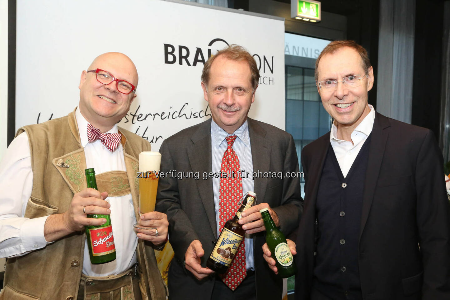 Bierpapst Conrad Seidl, Brau Union Österreich Generaldirektor Markus Liebl, Brau Union Österreich Geschäftsführer Gastronomie Andreas Hunger: Brau Union Österreich präsentiert sechsten Bierkulturbericht 2014: Stellenwert von Bier in Österreich höher denn je