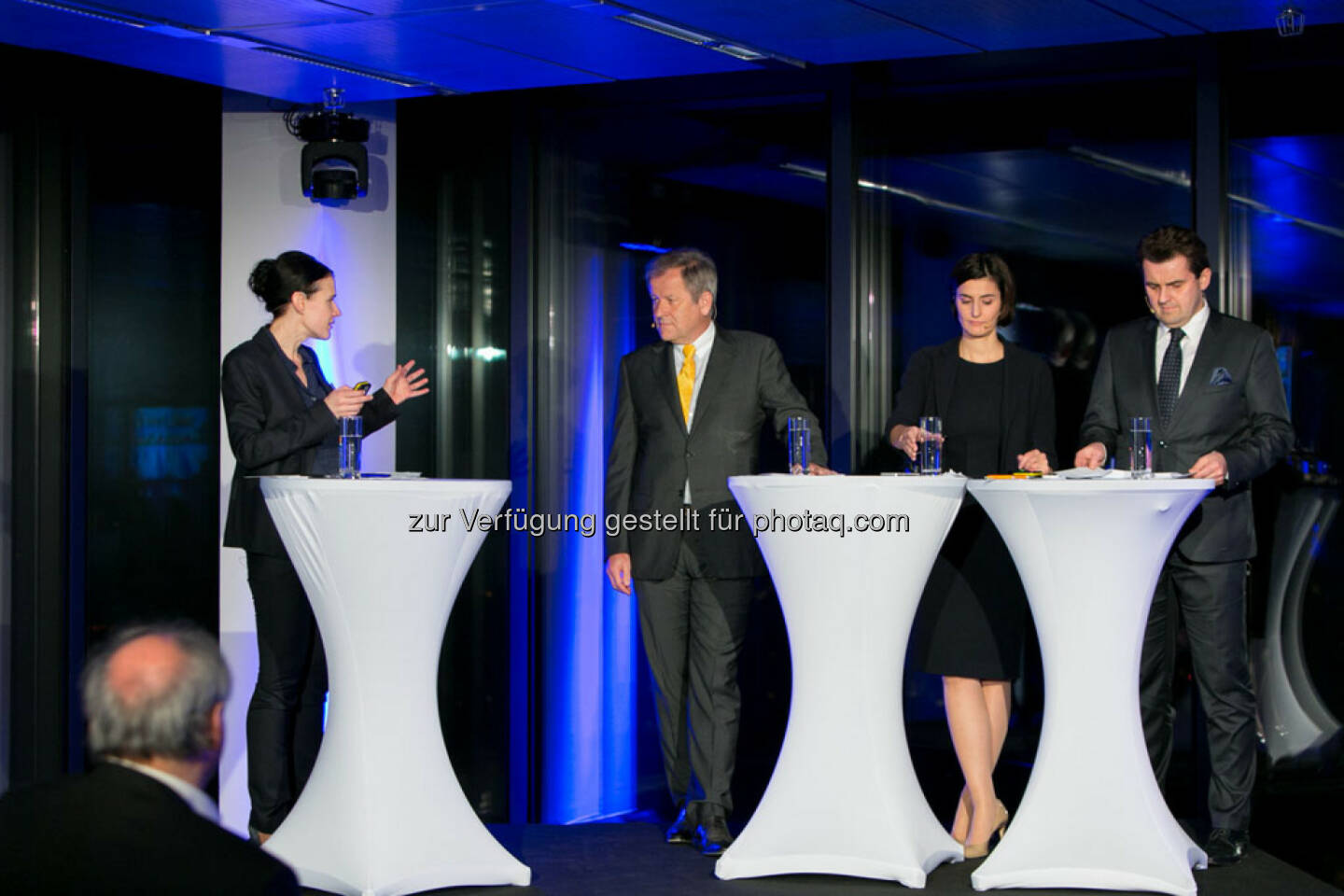 Bettina Schragl (Head of Corporate Communications Immofinanz), Eduard Zehetner (CEO Immofinanz), Birgit Noggler (CFO Immofinanz), Dietmar Reindl (COO Immofinanz), http://privatanleger.immofinanz.com/