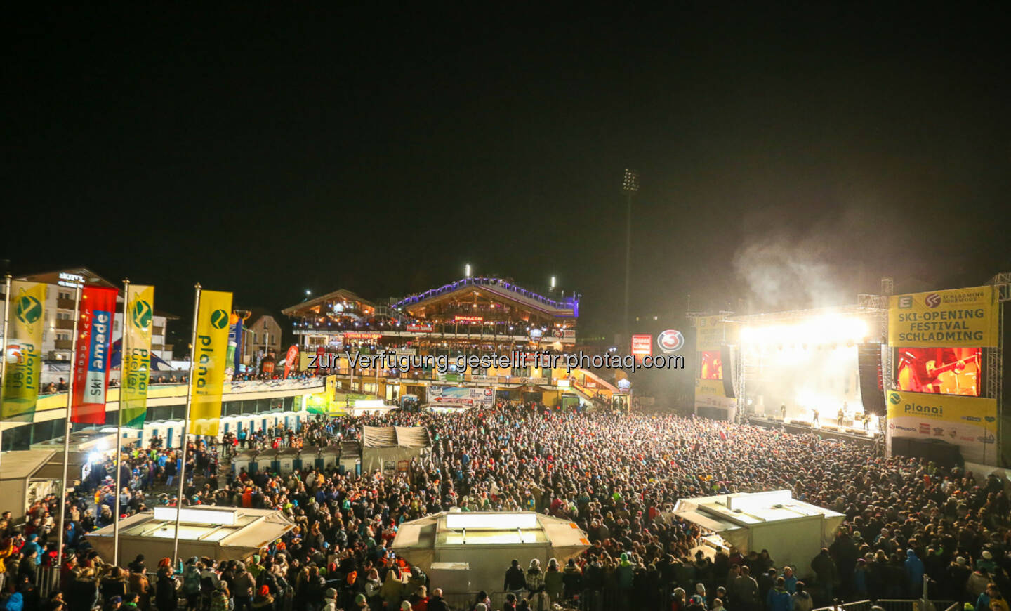 Planai-Hochwurzen-Bahnen GmbH: Party hoch 5 auf der Planai: Mehr als 9.000 Fans beim großen Ski-Opening Festival in Schladming