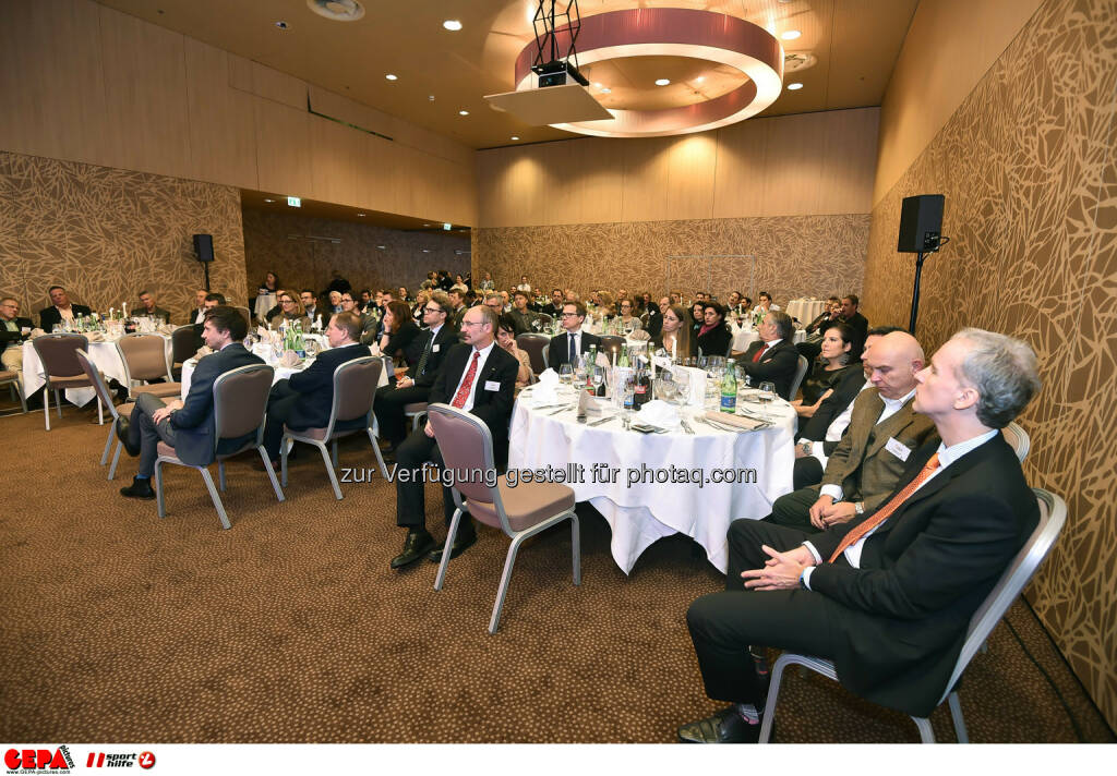 Sport und Business Circle. (Photo: GEPA pictures/ Martin Hoermandinger) (02.12.2014) 