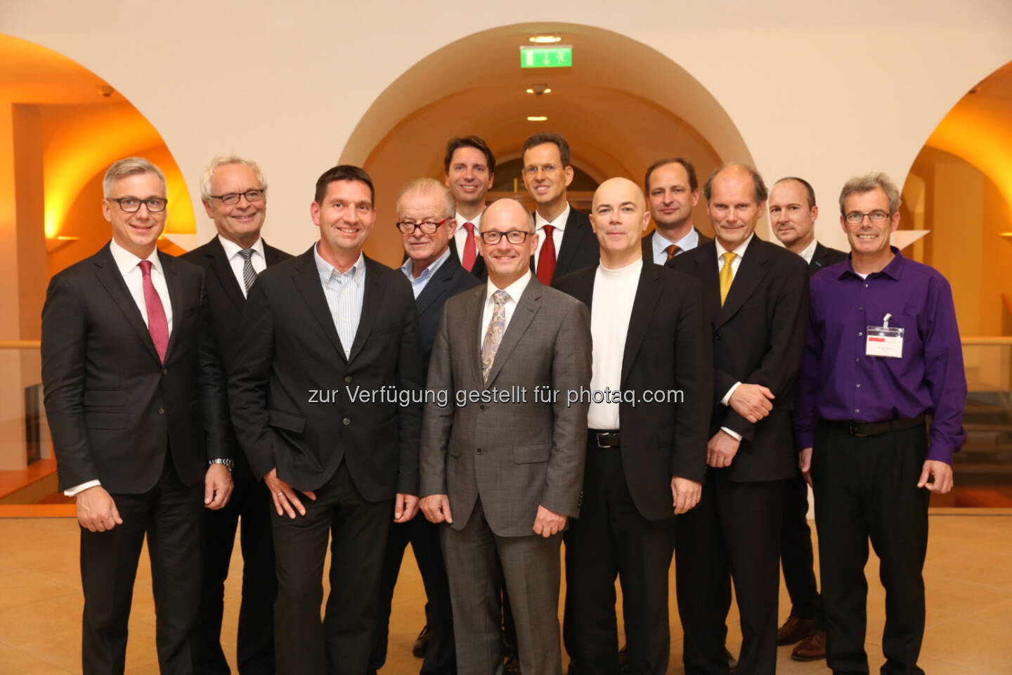 Univ.-Prof. Nikolaus Franke, Thomas Brauner, Speech Processing Solutions, Johann Strunz, Doka, Reinhold Stumpfl, AV Stumpfl GmbH, Martin Wolf, Wolf Vision Holding, Rudi Klausnitzer, DMC Beteiligungsges.mbH, Reiner Thalacker, Wintersteiger AG, Harald Leitenmüller, Microsoft Österreich, Othmar Sailer, Lisec Holding, Josef Hackl, Wild Gruppe, Thomas Zembacher, Österreichischer Wirtschaftsverlag, Rainer Ulmer, Hilti: Österreichischer Wirtschaftsverlag GmbH: Erster Kongress österreichischer Weltmarktführer in Wien