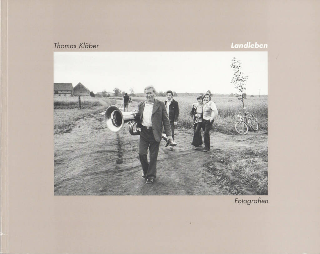Thomas Kläber - Landleben. Fotografien, Druck, Repro und Verlag Gmbh 1993, Cover - http://josefchladek.com/book/thomas_klaber_-_landleben_fotografien, © (c) josefchladek.com (03.12.2014) 