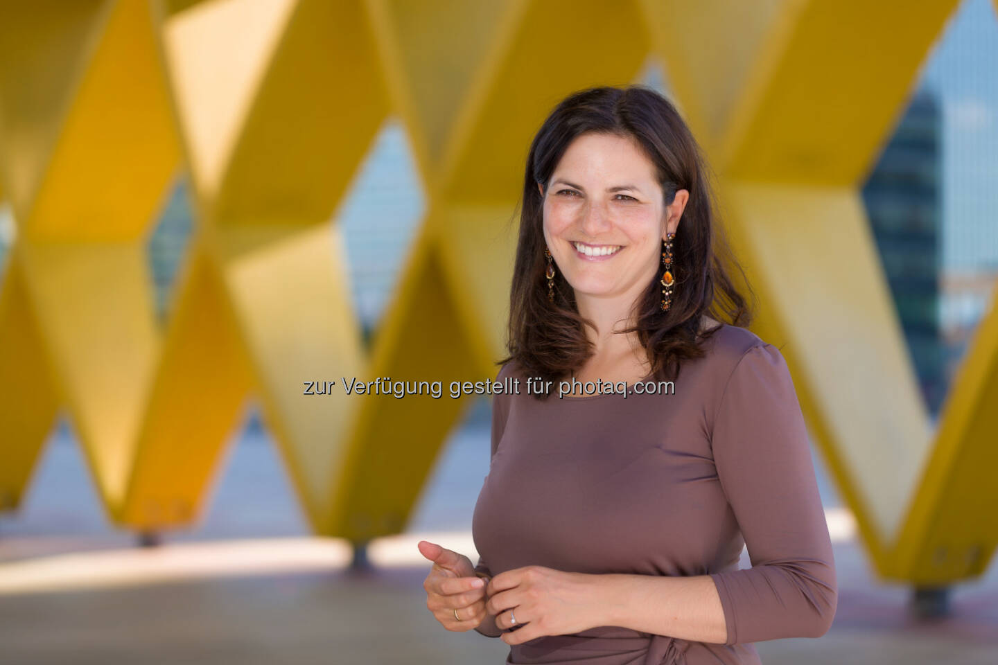 Susanne Baumann-Söllner, Direktorin des Austria Center Vienna: Der größte Saal im Austria Center Vienna erstrahlt in neuem Licht