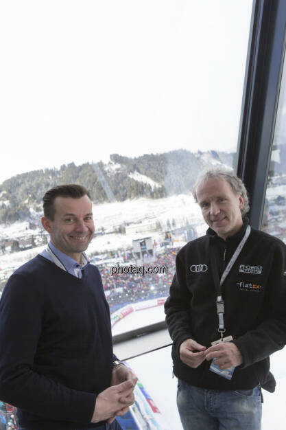 Gerhard Kürner (voestalpine), Christian Drastil im voestalpine Skygate, © finanzmarktfoto.at/Martina Draper (09.02.2013) 