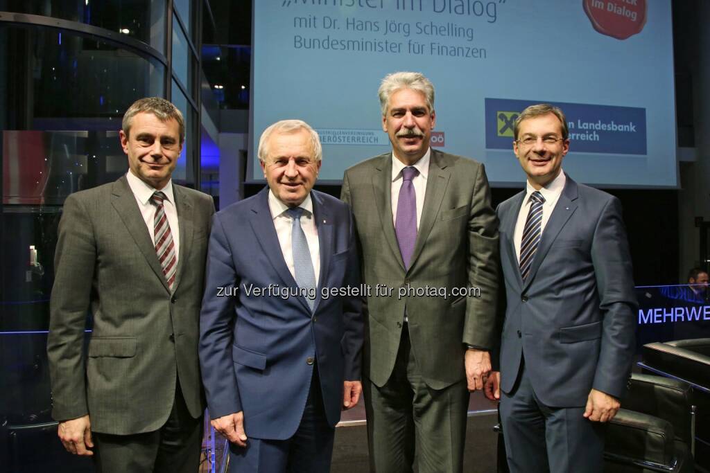 Heinrich Schaller (RLB OÖ), Landeshauptmann-Stv. Franz Hiesl, Jörg Schelling (Finanzminister), Axel Greiner (Industriellenvereinigung OÖ-Präsident) (16.12.2014) 