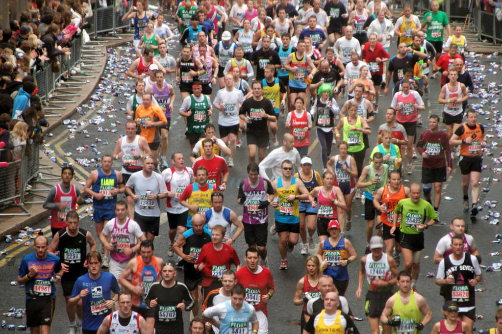 London, Marathon, England, Großbritannien, Läufer, <a href=http://www.shutterstock.com/gallery-50944p1.html?cr=00&pl=edit-00>Pres Panayotov</a> / <a href=http://www.shutterstock.com/editorial?cr=00&pl=edit-00>Shutterstock.com</a>, Pres Panayotov / Shutterstock.com, © www.shutterstock.com (25.12.2014) 