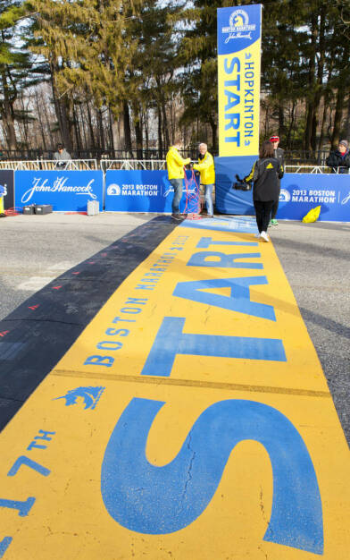 Boston, Marathon, Start, The Big Six, The Big 6, USA, <a href=http://www.shutterstock.com/gallery-192436p1.html?cr=00&pl=edit-00>Marcio Jose Bastos Silva</a> / <a href=http://www.shutterstock.com/editorial?cr=00&pl=edit-00>Shutterstock.com</a>, Marcio Jose Bastos Silva / Shutterstock.com, © www.shutterstock.com (25.12.2014) 