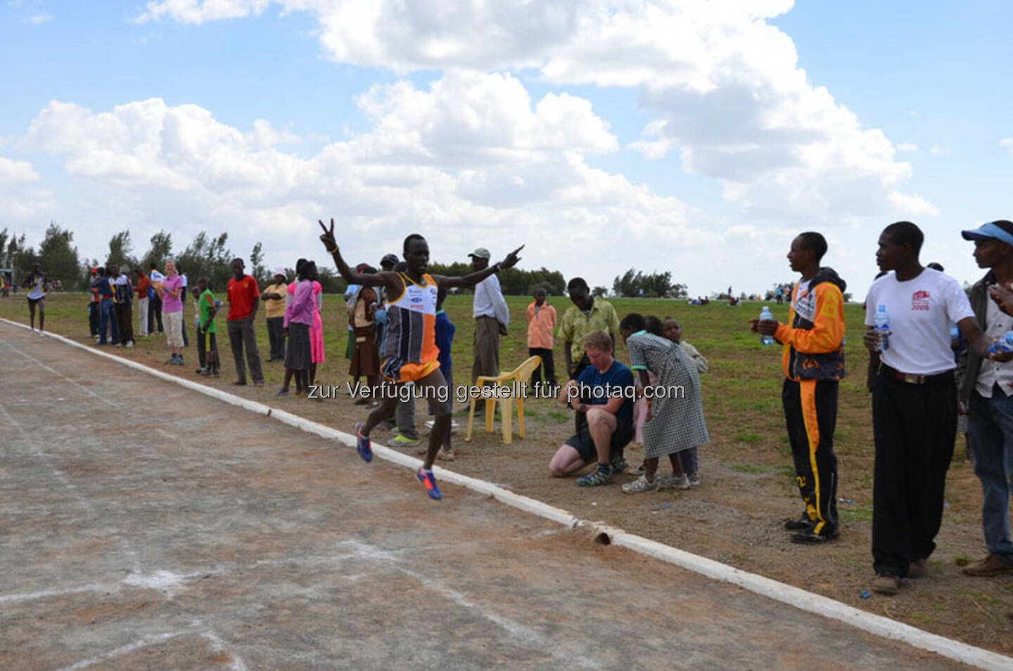 Eröffnung des Run2gether- Kiambogo Primary School – Stadium