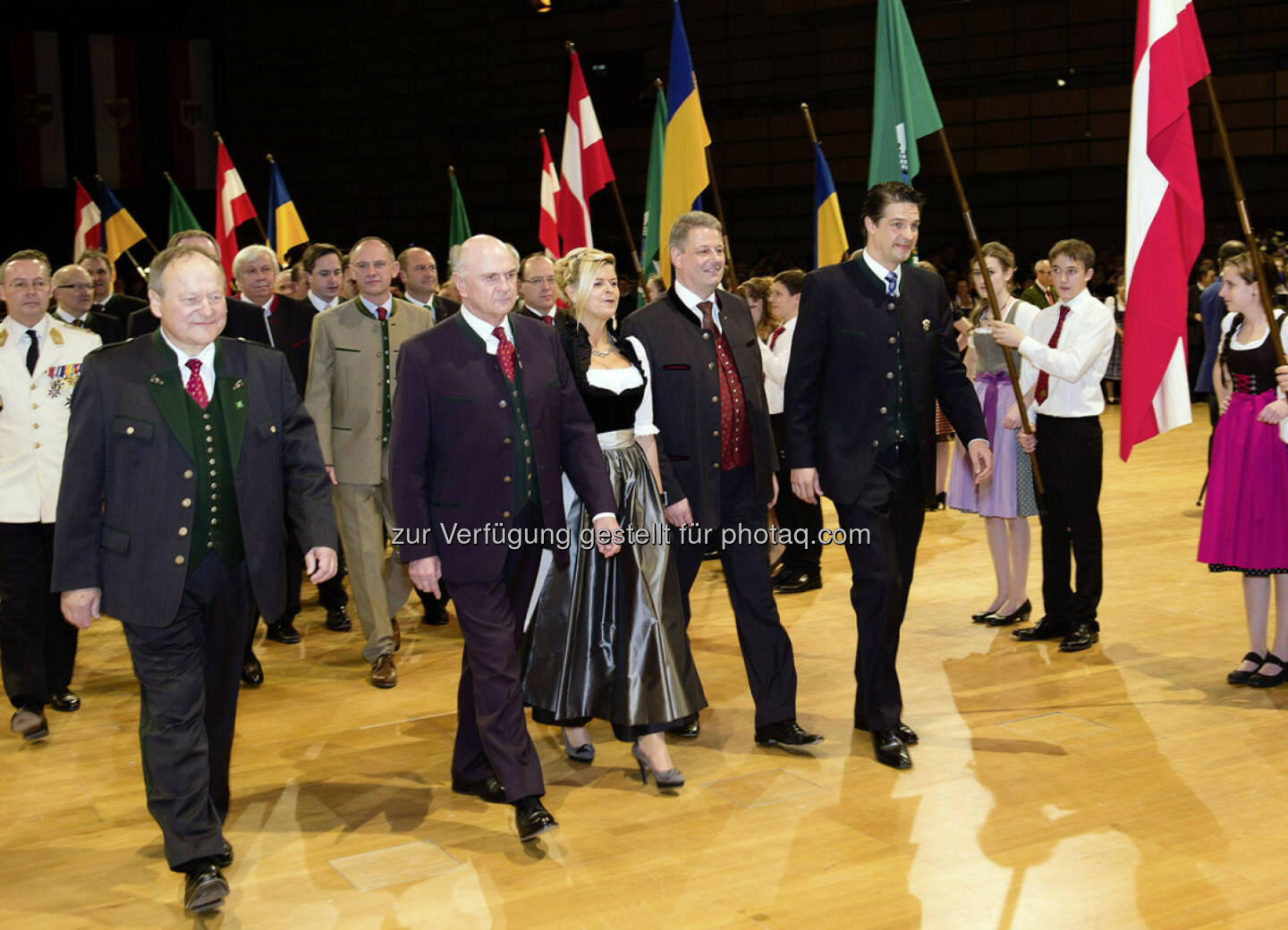 LK-Präsident Hermann Schultes, LH Erwin Pröll, Bauernbunddirektorin Klaudia Tanner, Landwirtschaftsminister Andrä Rupprechter und Ballobmann Stefan Jauk