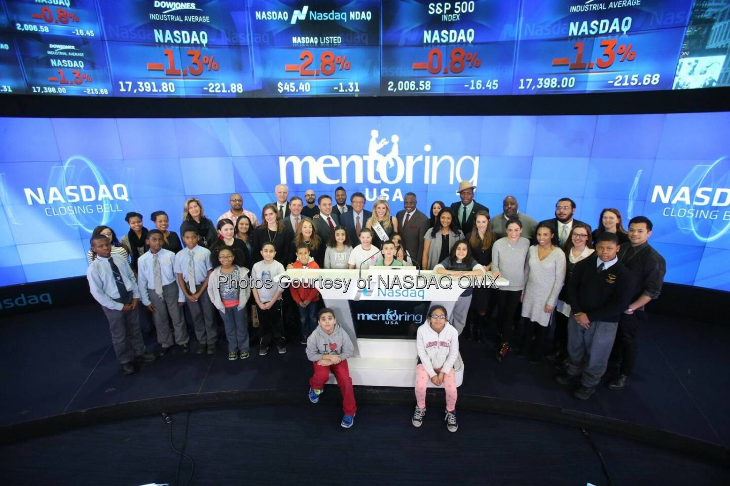 Mentoring USA rang the Nasdaq Closing Bell along with Miss New York USA, Kenneth Cole, PIX 11 BigBrothers BigSisters Citizen Schools and Eagle Academy for Young Men | Newark #NationalMentoringMonth  Source: http://facebook.com/NASDAQ