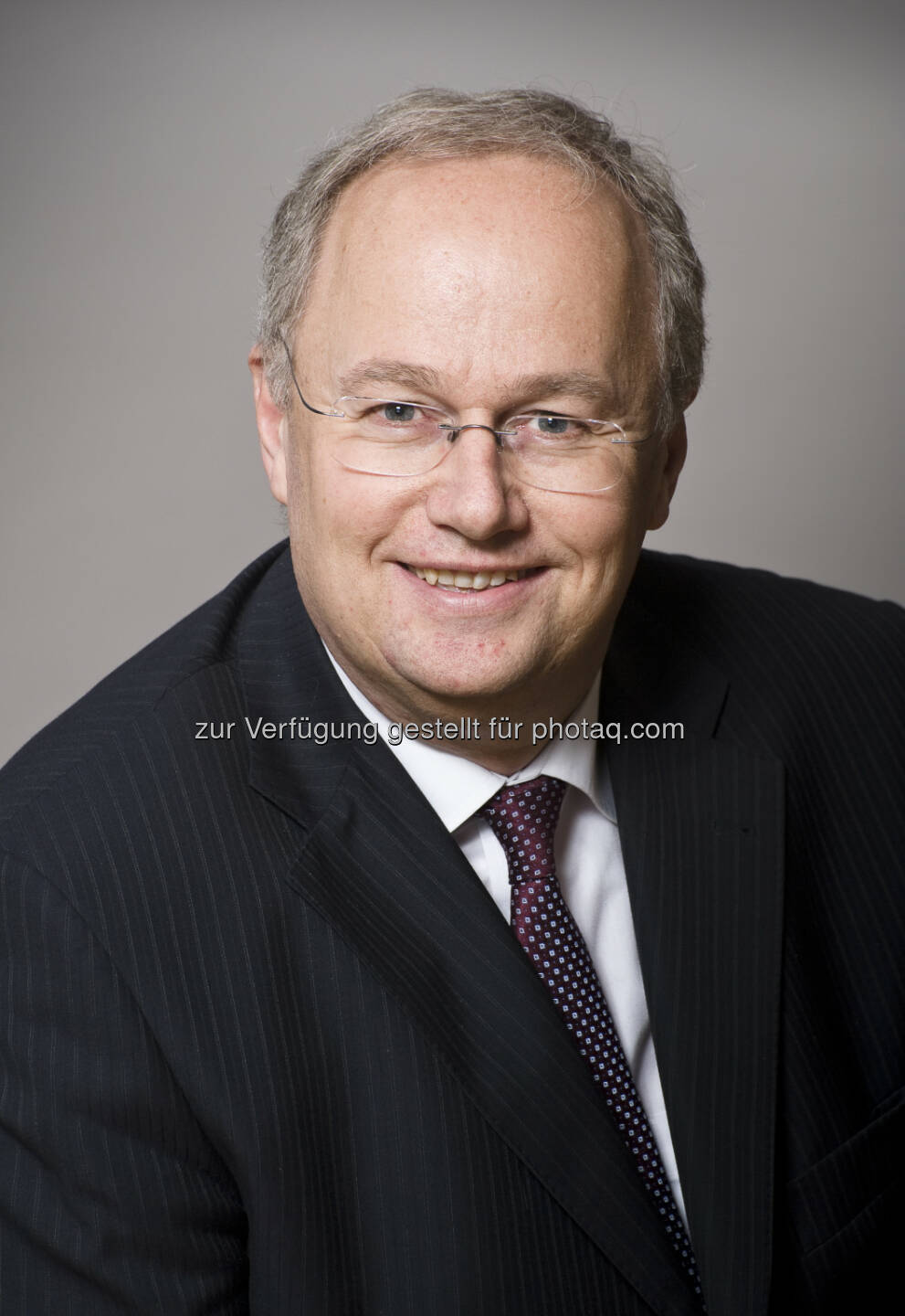 Franz Pech, Geschäftsführer Kuoni Ges.m.b.H. Österreich: Last Minute Tours Reisen in letzter Minute Flugticket- & Restplatzbörse: Kuoni Schweiz verkauft Reisegeschäft - Kuoni Österreich weiterhin aktiv. Der Reiseveranstalter Kuoni Schweiz beabsichtigt die gesamten Veranstalteraktivitäten aufzugeben, und die Reisebüros zu verkaufen. Kuoni Österreich ist davon nicht betroffen und bleibt wie gewohnt in Betrieb.