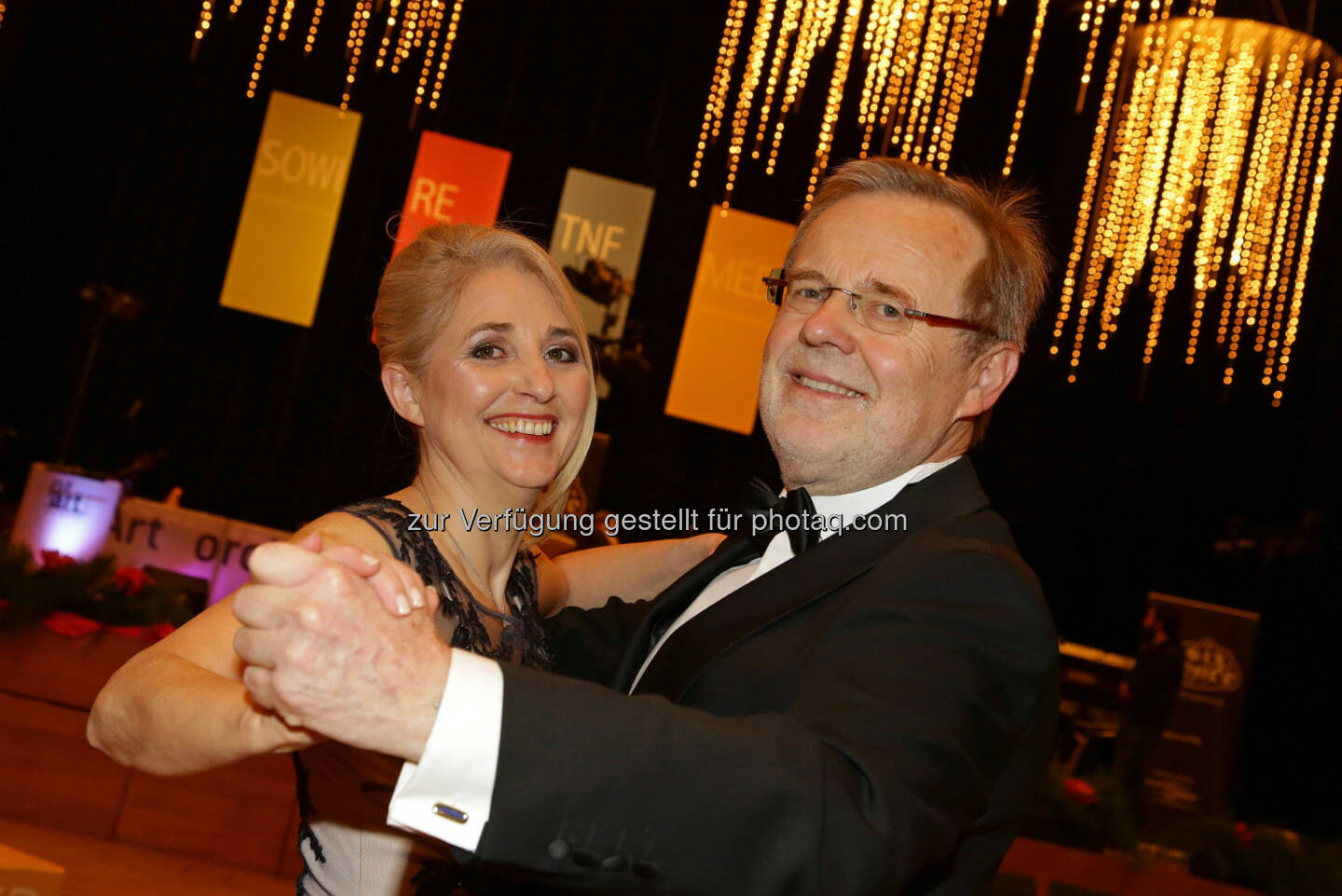 Rektor JKU Linz Richard Hagelauer mit Gattin Angelika