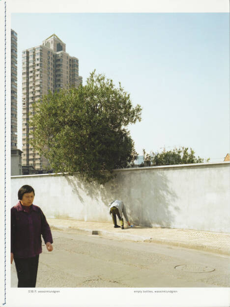 Thijs Groot Wassink and Ruben Lundgren - Empty Bottles, Self published 2007, Cover - http://josefchladek.com/book/thijs_groot_wassink_and_ruben_lundgren_-_empty_bottles_wassinklundgren_-_1st_edition, © (c) josefchladek.com (17.01.2015)