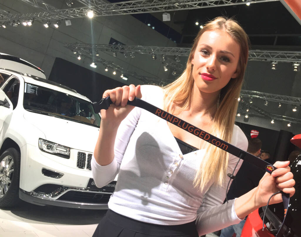 Runplugged Laufgurt, siehe weitere Handypics Auto- und Ferienmesse Wien http://photaq.com/page/index/1696  (19.01.2015) 