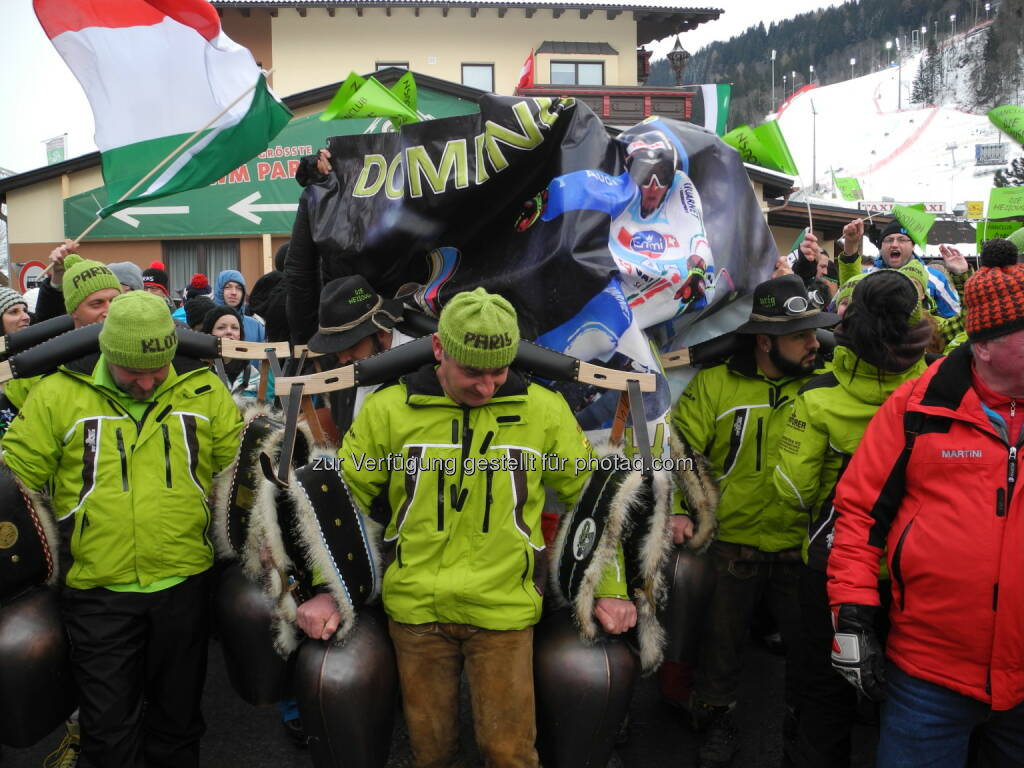 Der gemeinsame Fanclub von Dominik Paris und Siegmar Klotz nimmt auch an der Fan-Parade teil - http://voestalpine-wm-blog.at/2013/02/11/christof-innerhofer-hat-die-besten-fans/#.URjz_o7aK_Q
, © <a href=