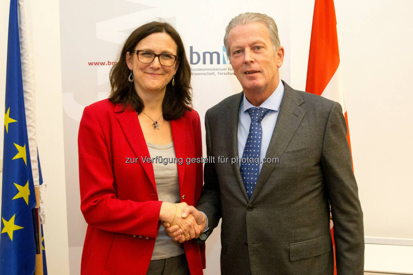 EU-Handelskommissarin Cecilia Malmström, Vizekanzler, Wirtschaftsminister Mitterlehner - Mitterlehner zu TTIP: Gut gemachte Handelsabkommen stärken Exportland Österreich (Bild: photonews.at/Georges Schneider, BMWFW)