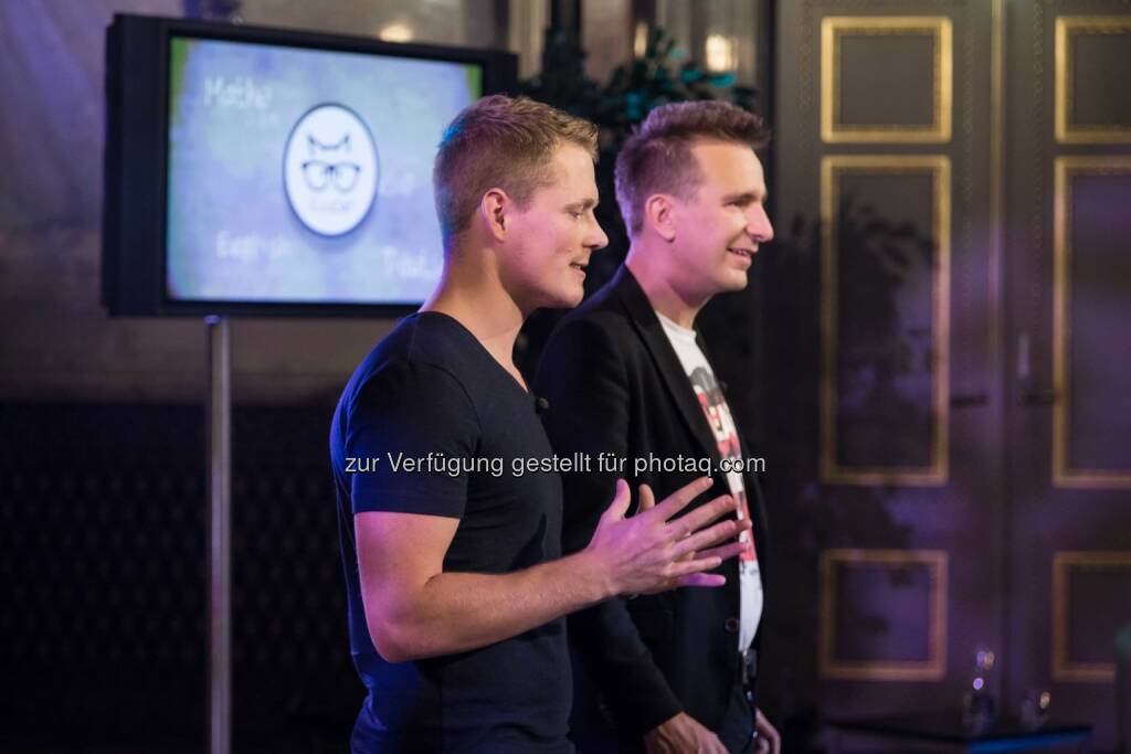 Investmentpunk Gerald Hörhan und Paul Uhlig bei der Präsentation, (C) Manuel Tauber-Romieri (27.01.2015) 