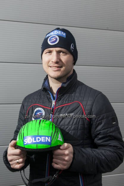 Alexander Khoroshilov gewinnt mit Unterstützung aus Sölden in Schladming - Mit seinem Erfolg in Schladming bescherte Alexander Khoroshilov dem russischen Skiverband den ersten Sieg im Ski-Weltcup seit 34 Jahren (Bild: Ötztal Tourismus), © Aussendung (28.01.2015) 